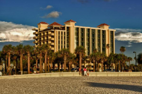  Pier House 60 Clearwater Beach Marina Hotel  Клеруотер